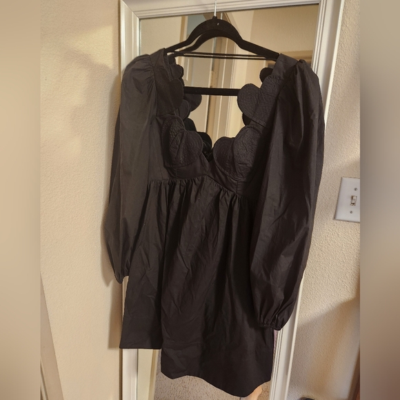 Farm Rio Heart Shaped neckline long sleeves mini dress - Picture 6 of 14